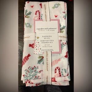Cupcakes & Cashmere Festive Napkins Set of 8